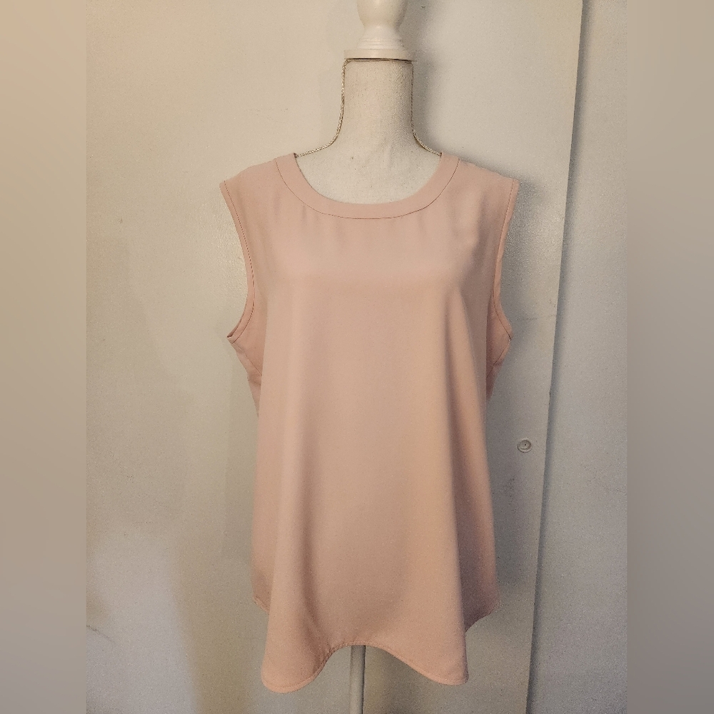 Anne Klein light pink tank top